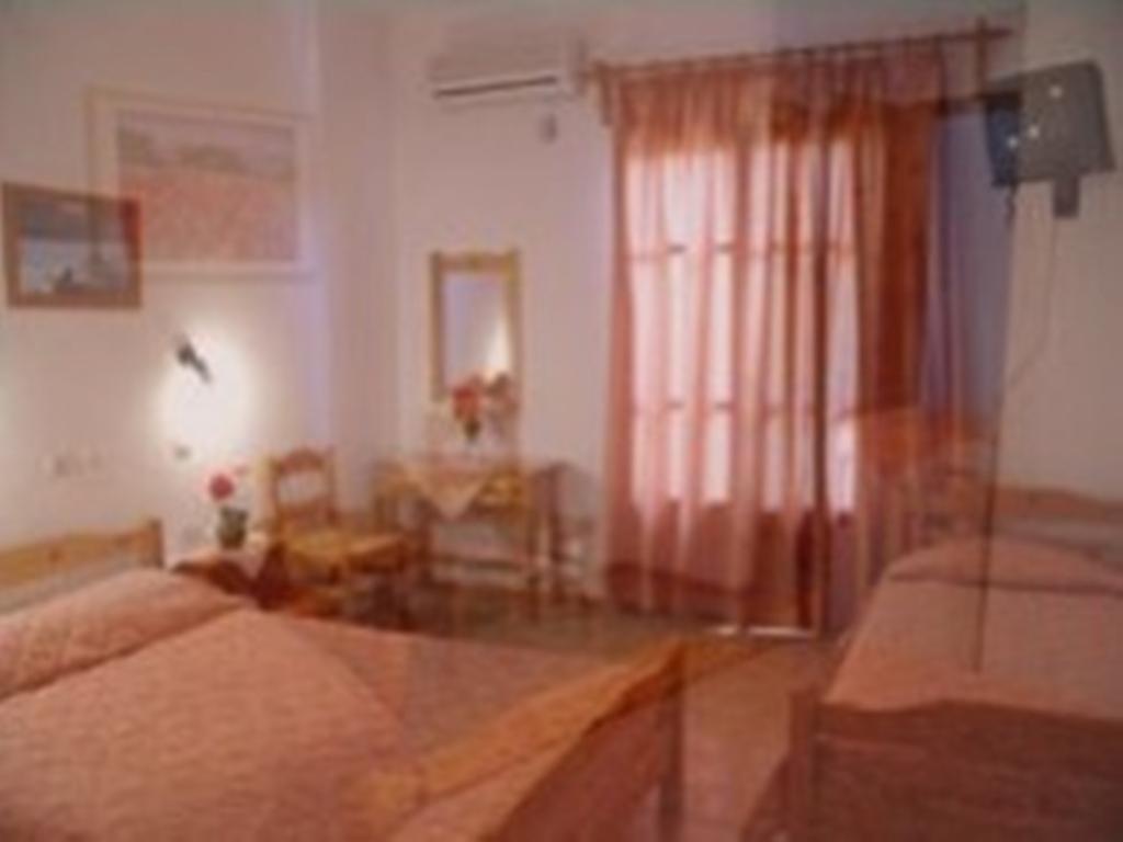 סקופלוס טאון Guesthouse Christos חדר תמונה