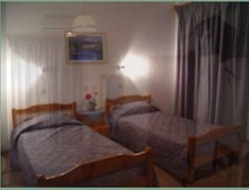 סקופלוס טאון Guesthouse Christos חדר תמונה